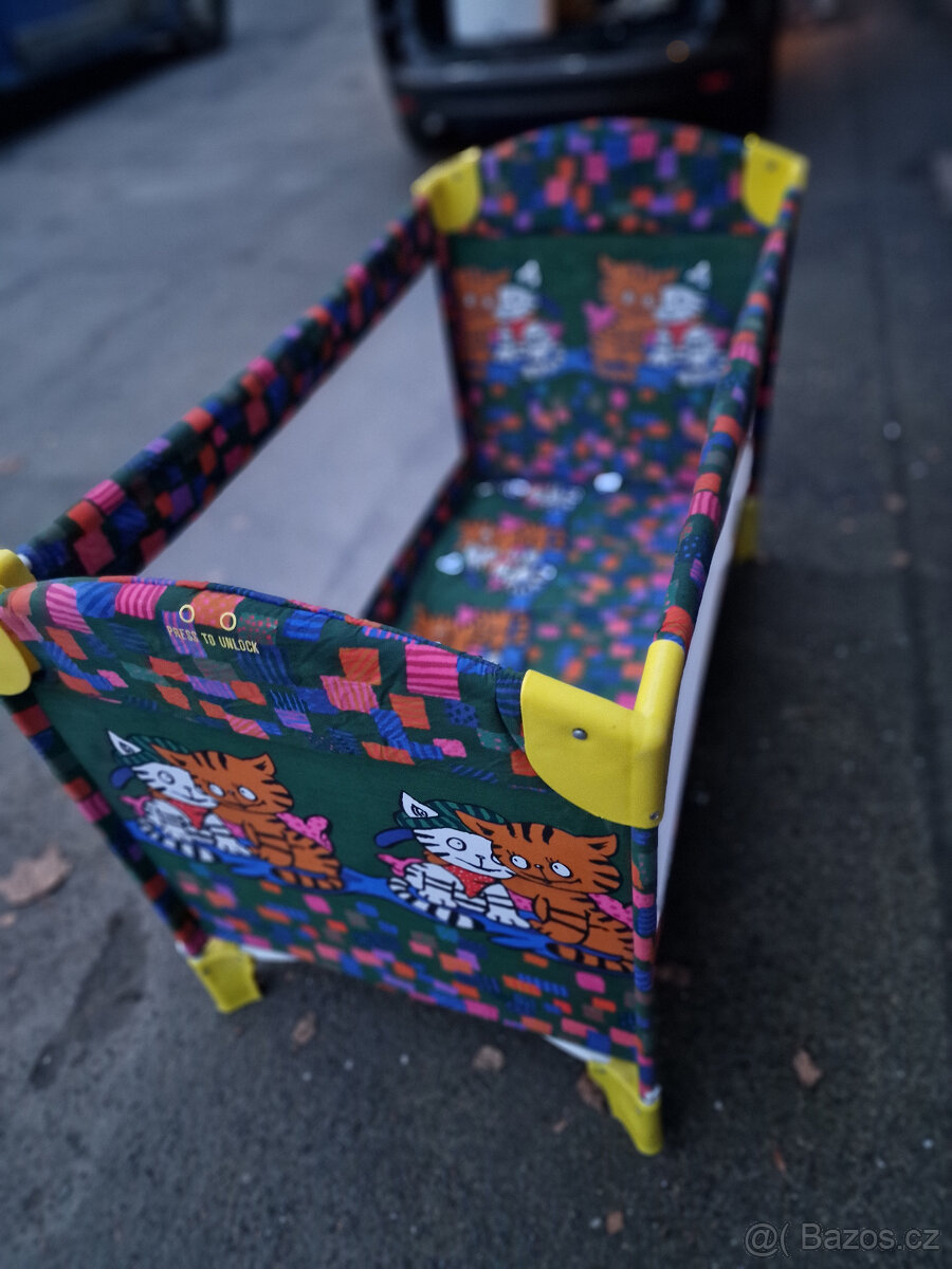 Postylka cestovni Hauck - 4