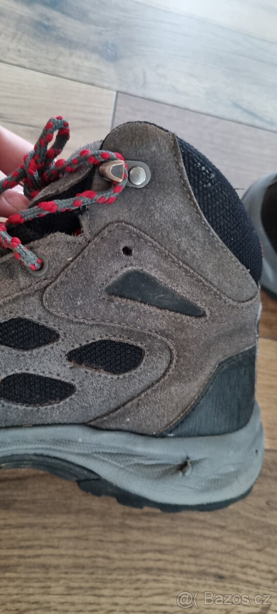 Trekové, nepromokavé boty, velikost 37,35 - 4