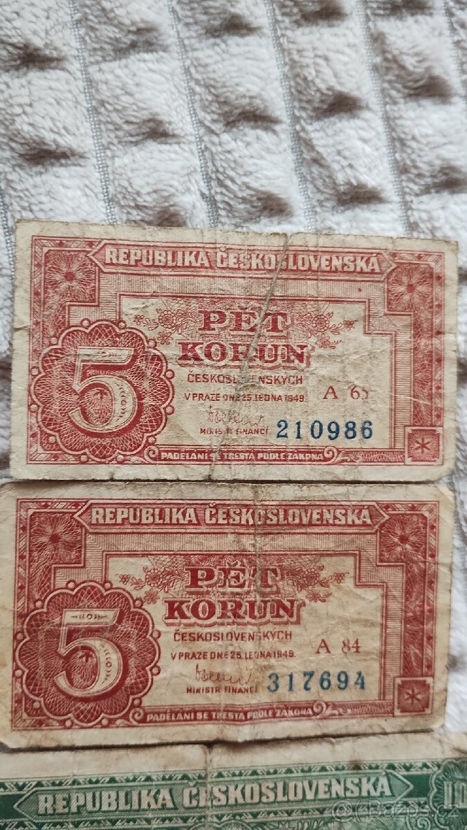 Bankovky -3 kusy - 4