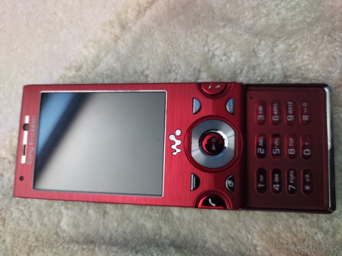 Sony Ericsson W995 - 4
