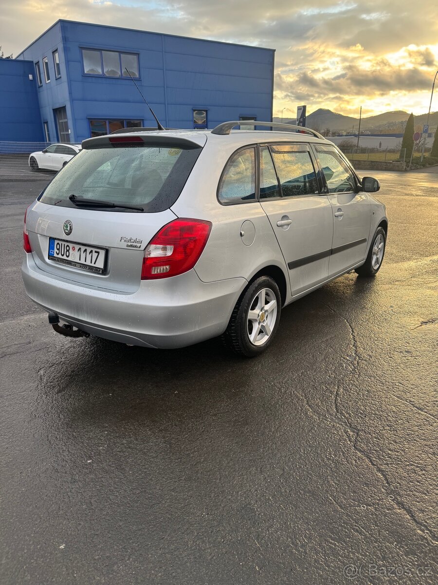 Škoda Fabia combi 1.4 16v LPG 2009 - 4
