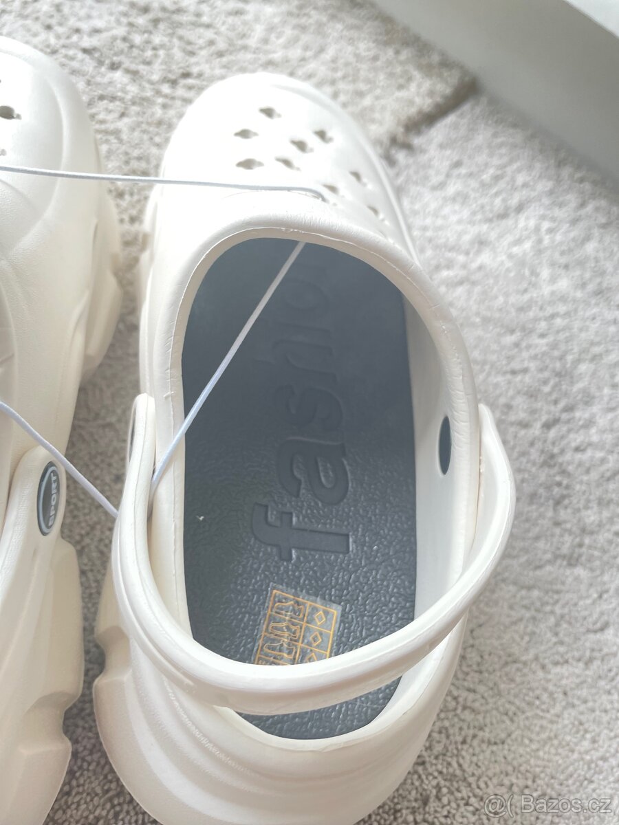 Sandály vel.36 bile - 4