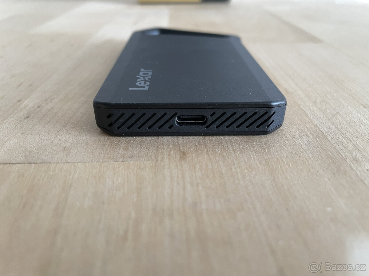 Externí SSD disk 1TB Lexar SL600 - 4