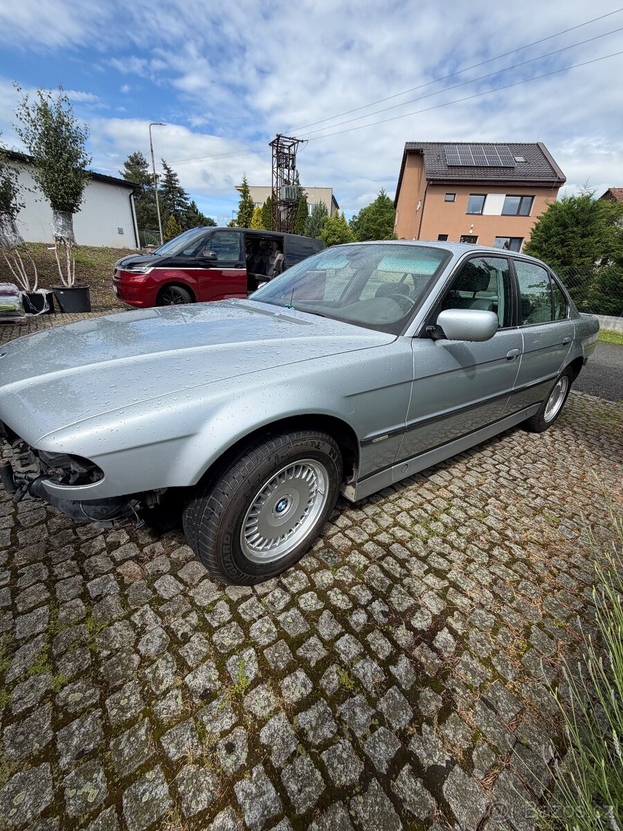 E38 interier - 4