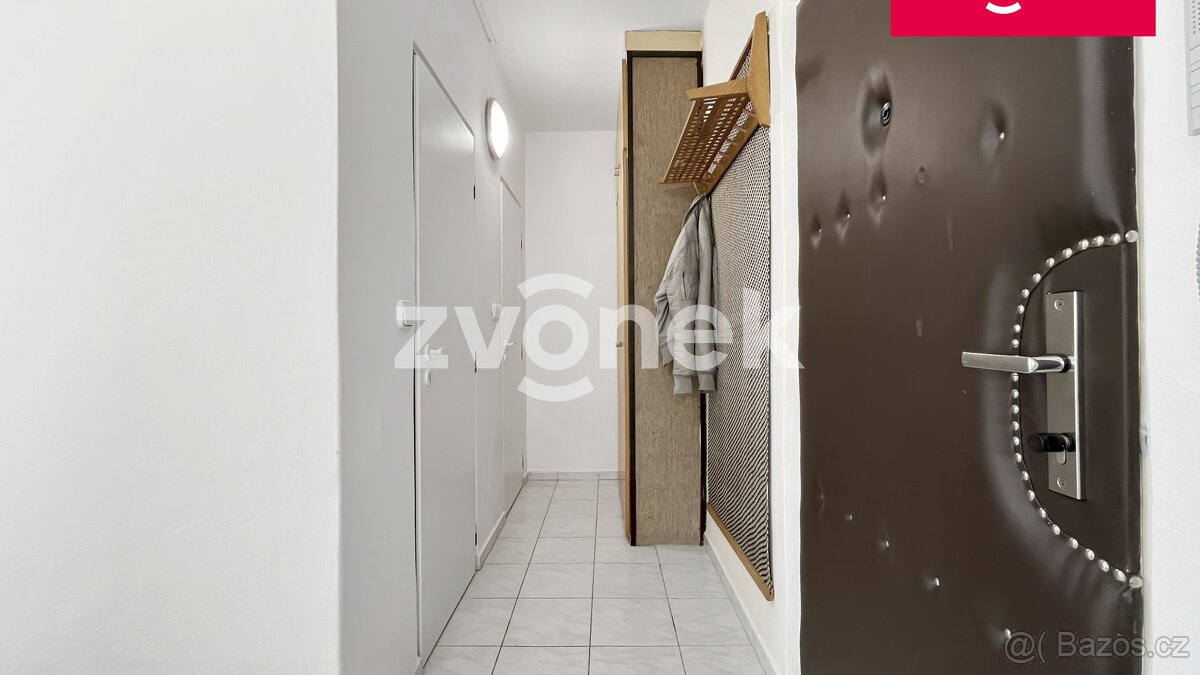 Klidné bydlení u KnTB: Pronájem 1+1 s prostorným sklepem,... - 4