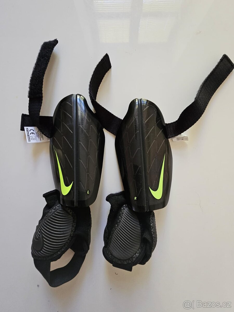 Fotbalový dres 122cm + chrániče NIKE - 4