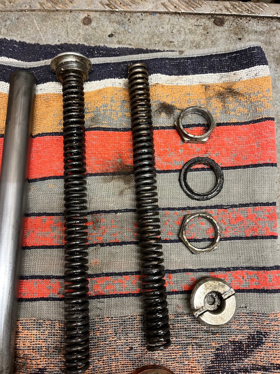 Přední vidlice Jawa pionýr/mustang - 4