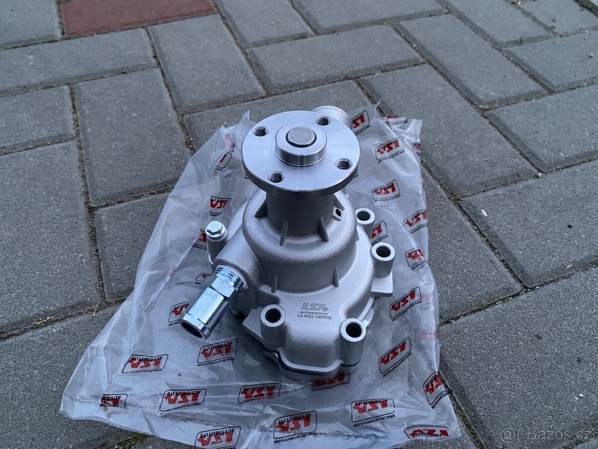 Volha Gaz 2410, Gaz 3102, vodní pumpa , nová - 4