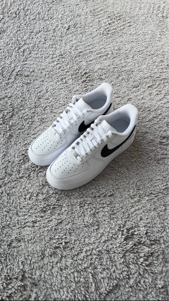 Nike Air Force 1 Low Supreme White Black - 4