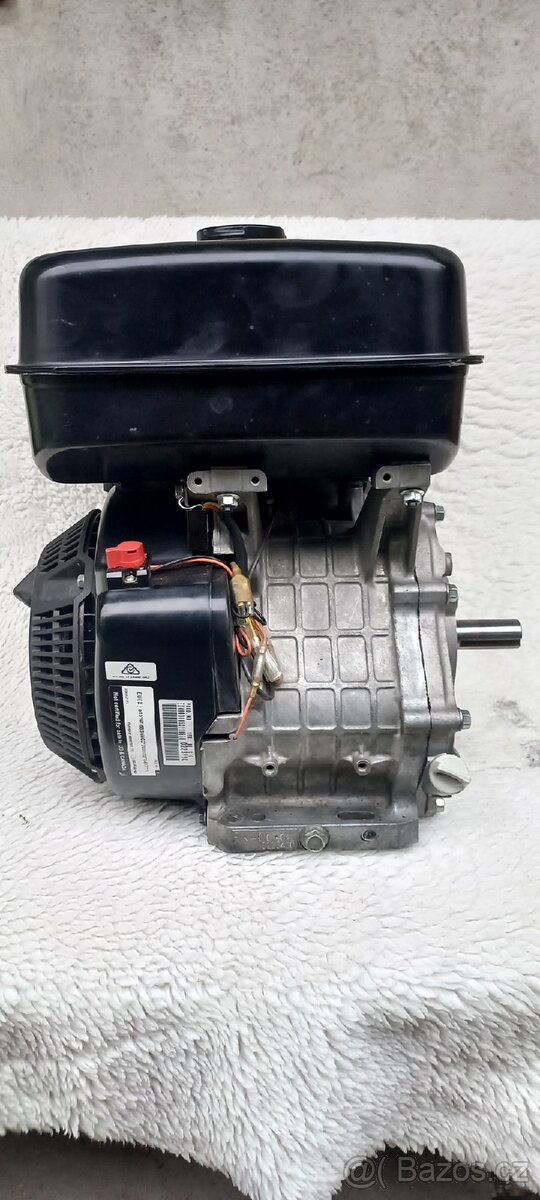 Motor subaru ex 40 - 4