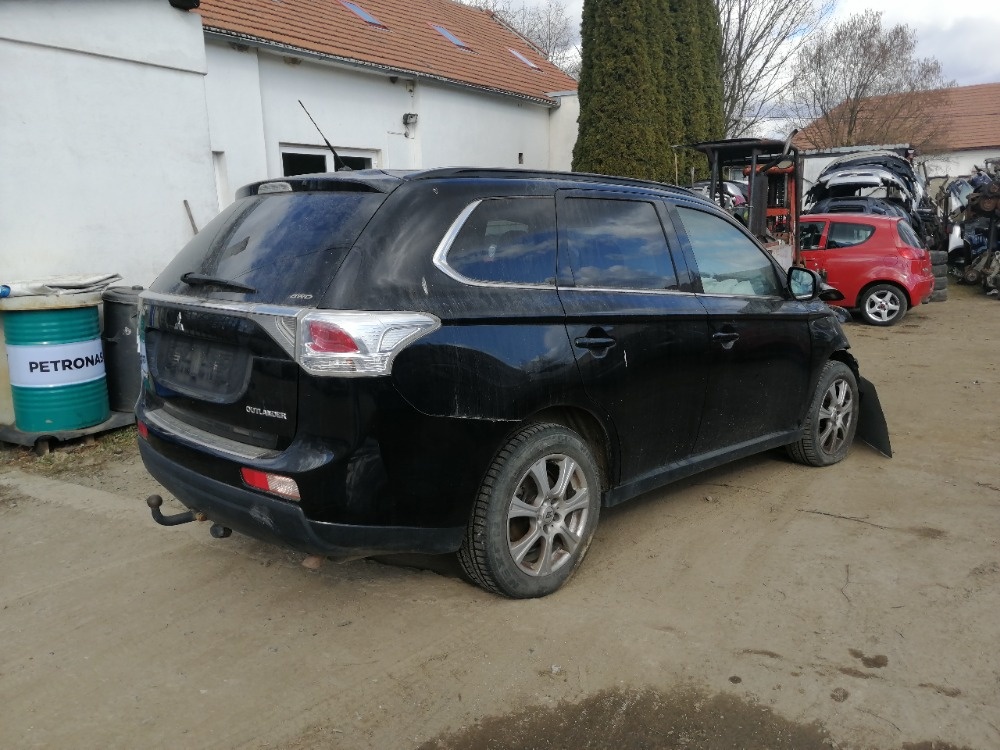 Mitsubishi Outlander 2013-2019 - 4