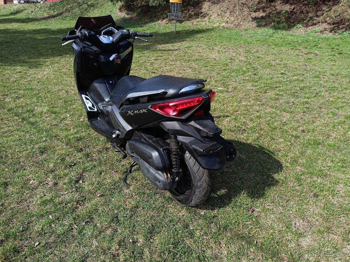 Yamaha Xmax 125 - 4