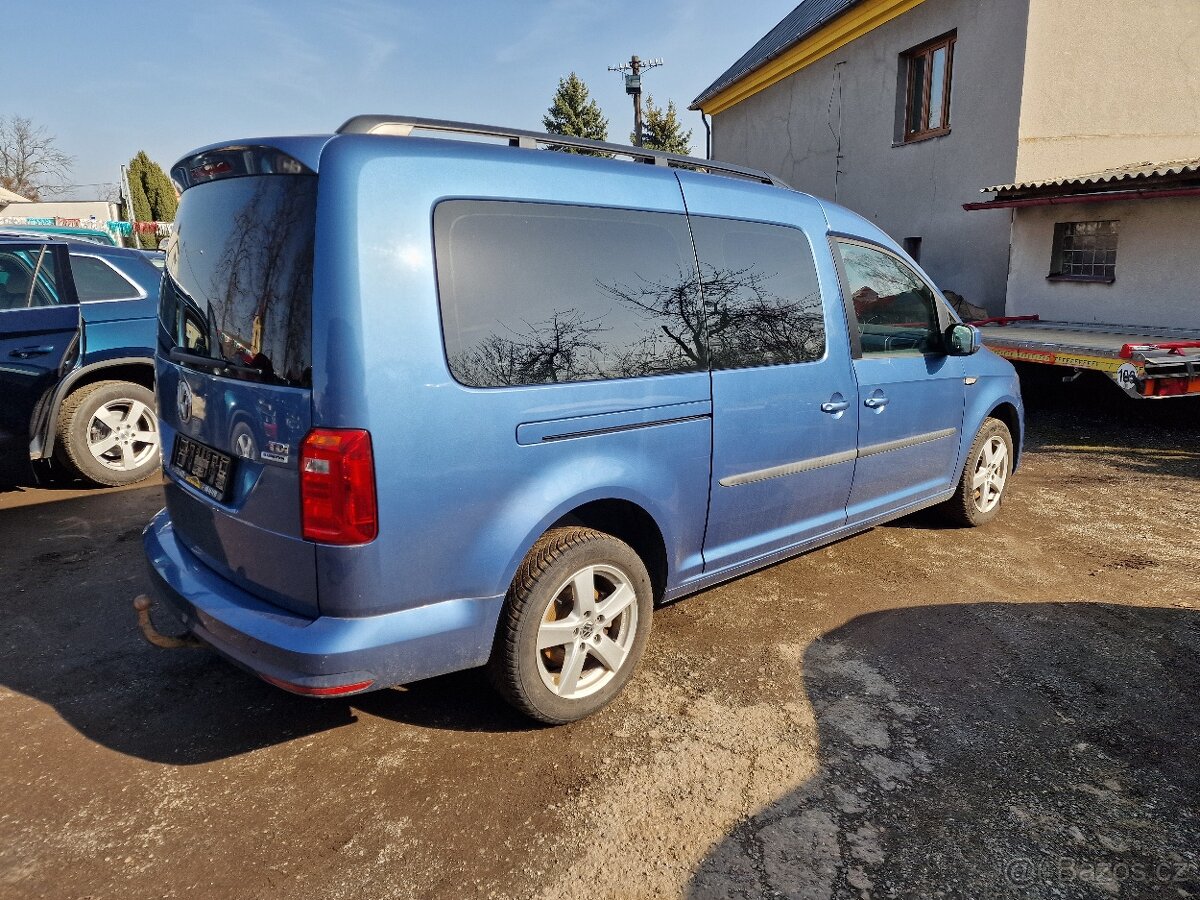 VW CADDY MAXI 2,0TDI 7MÍST TAŽNÉ - 4