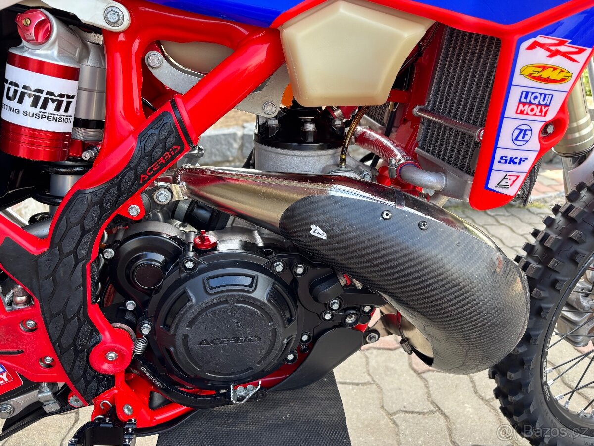 Beta 300 rr Holcombe replica - 4
