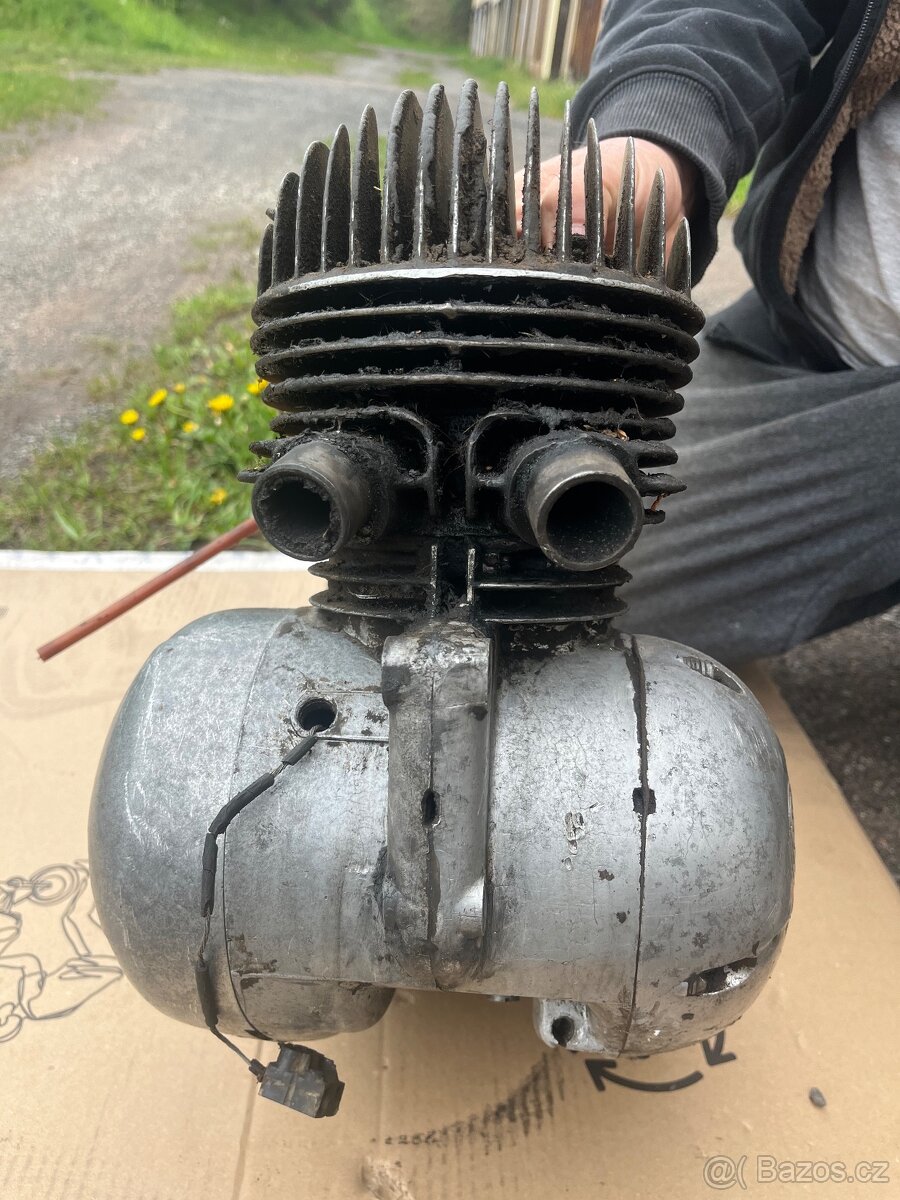 Čz 150c motor - 4