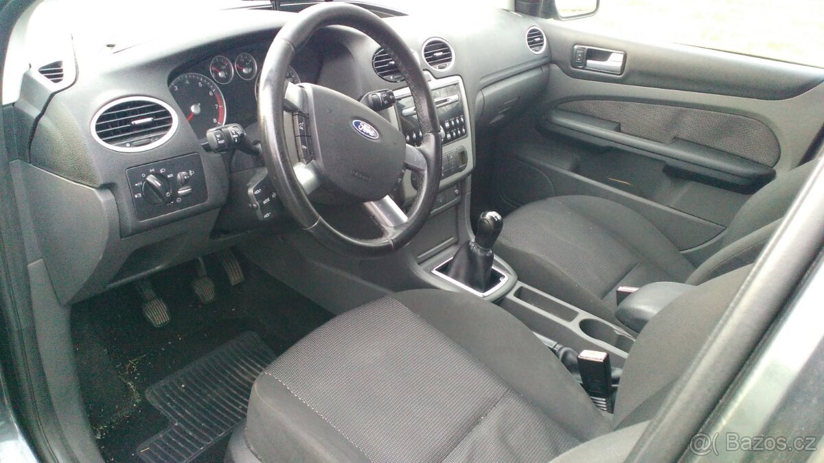 Ford Focus II - 4