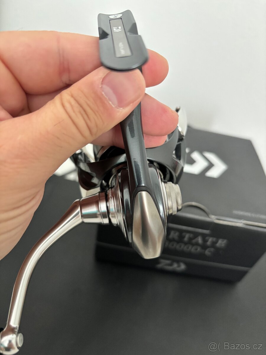 Daiwa Certate 24 3000D-C - 4