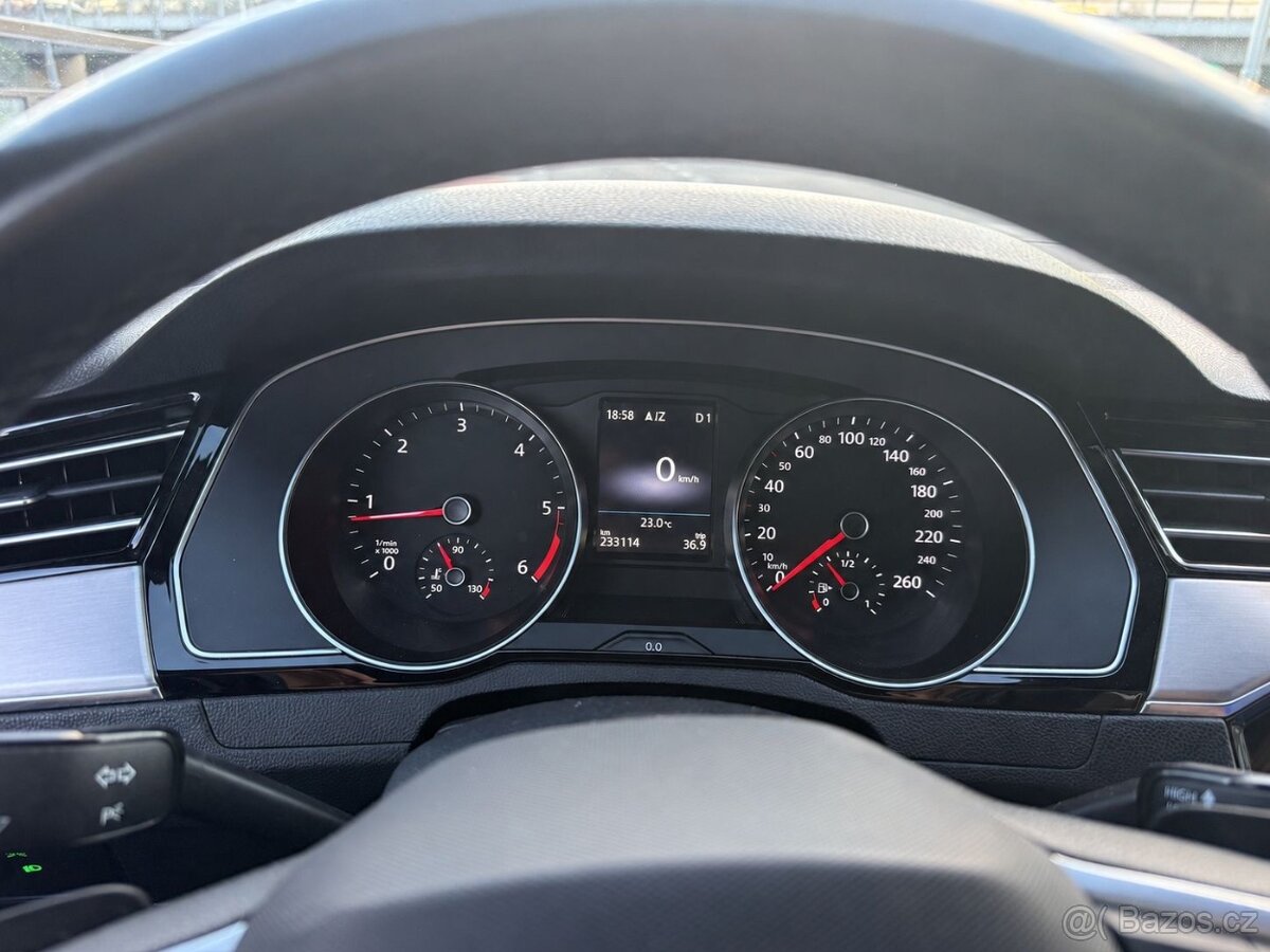 Volkswagen Passat 2.0 TDI 110kW - 4