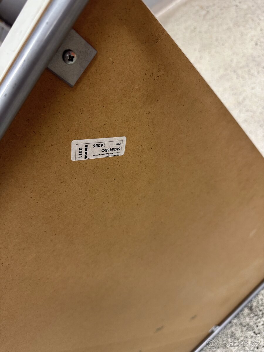 Stolek IKEA SVANSBO - 4