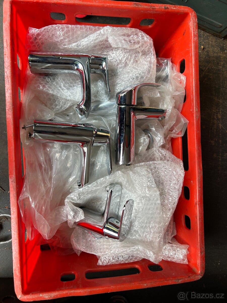 NOVÉ NEPOUŽITÉ BATÉRIE KOUPELNA KUCHÝŇ ///400kč kus - 4