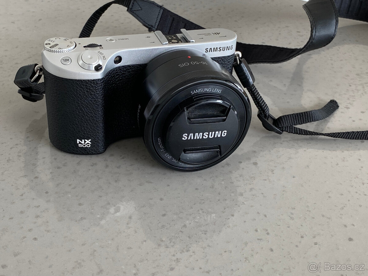 Samsung NX500 28,2 Mpix, APS-C, kit 16-50mm + 50-200mm - 4