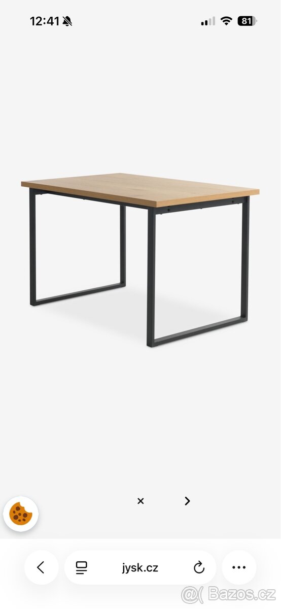 Jídelní stůl se dvěma židlemi - 4