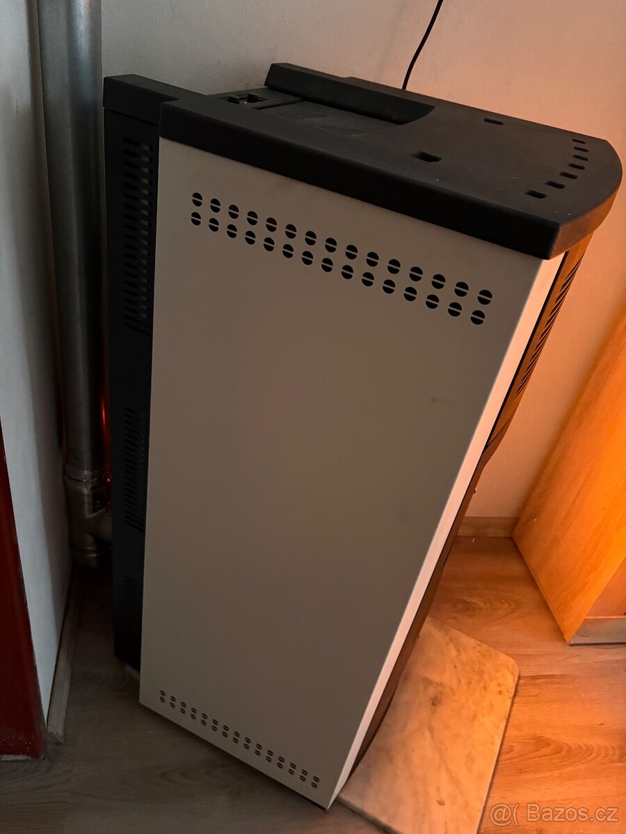 Peletová teplovzdušná kamna 8 kW - 4