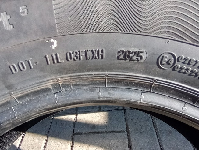 Prodám Continental, 185/70 R14, letní, 4 ks - 4