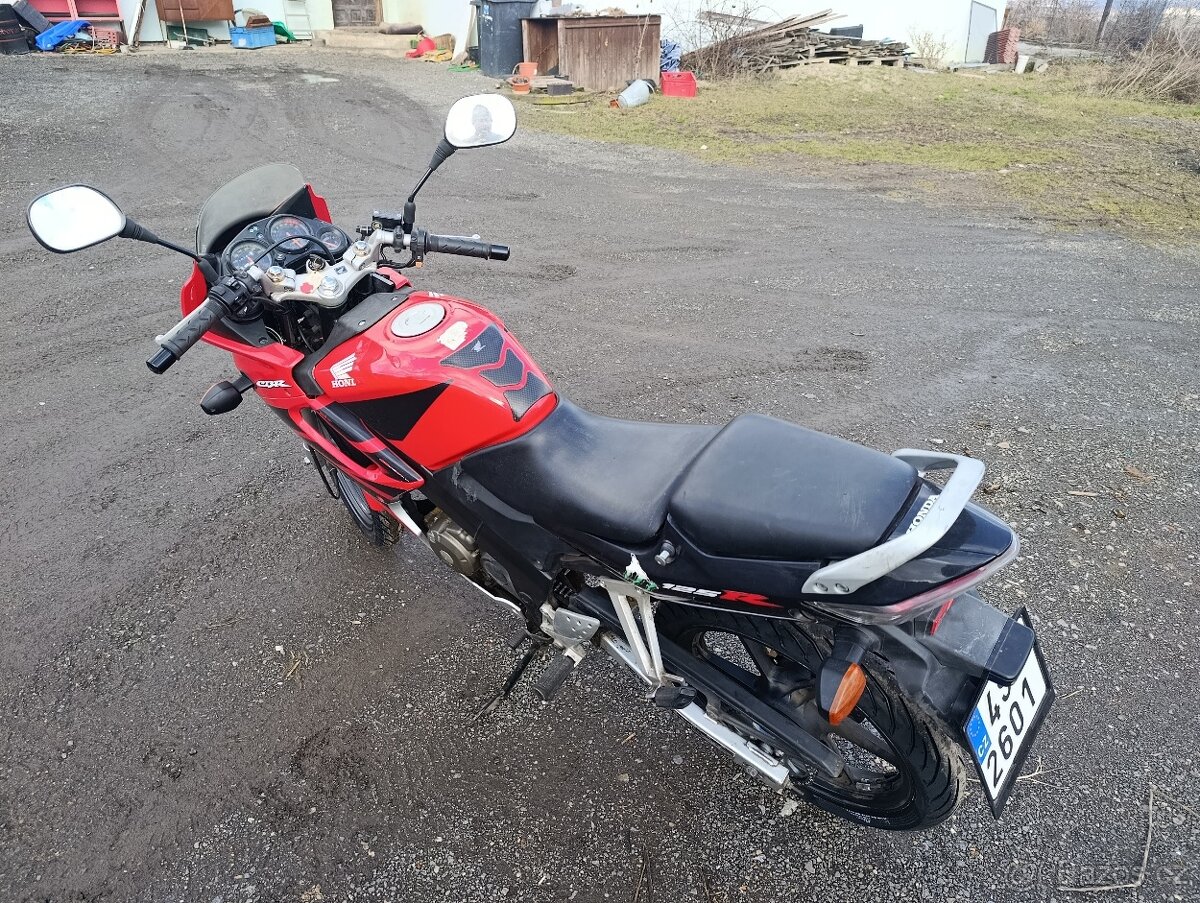 Honda CBR 125 R - 4