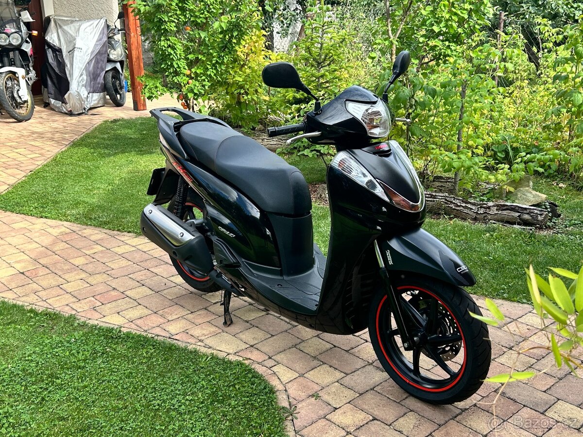 Honda SH 300i ABS - 4