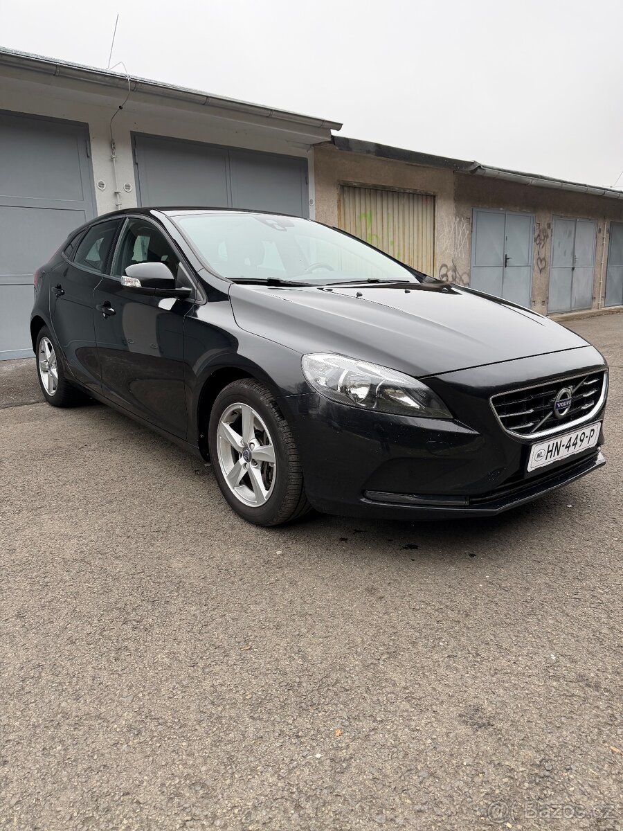 Volvo v40 automatic - 4