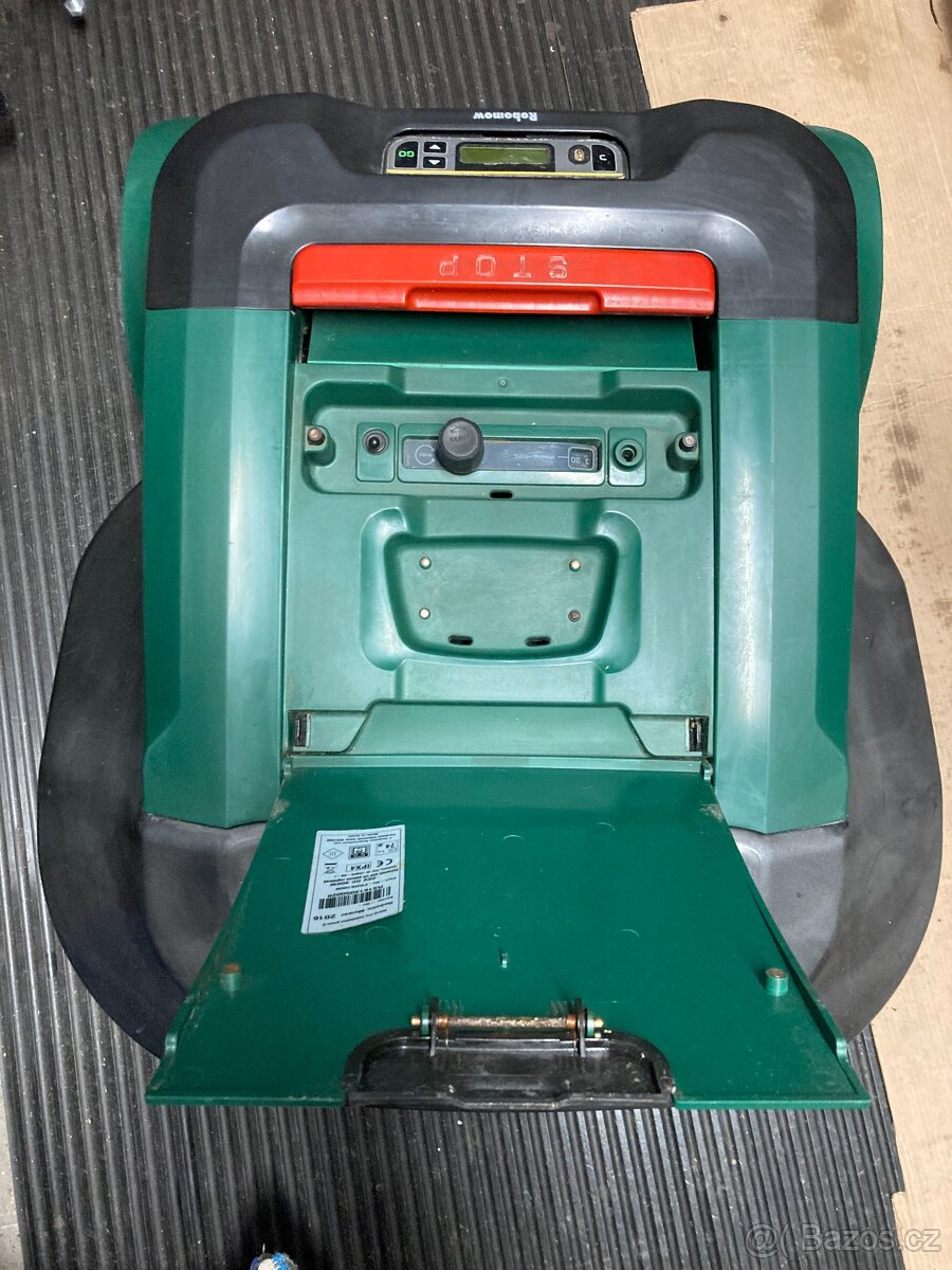 Robotická kosačka Robomow RS 615 - 4