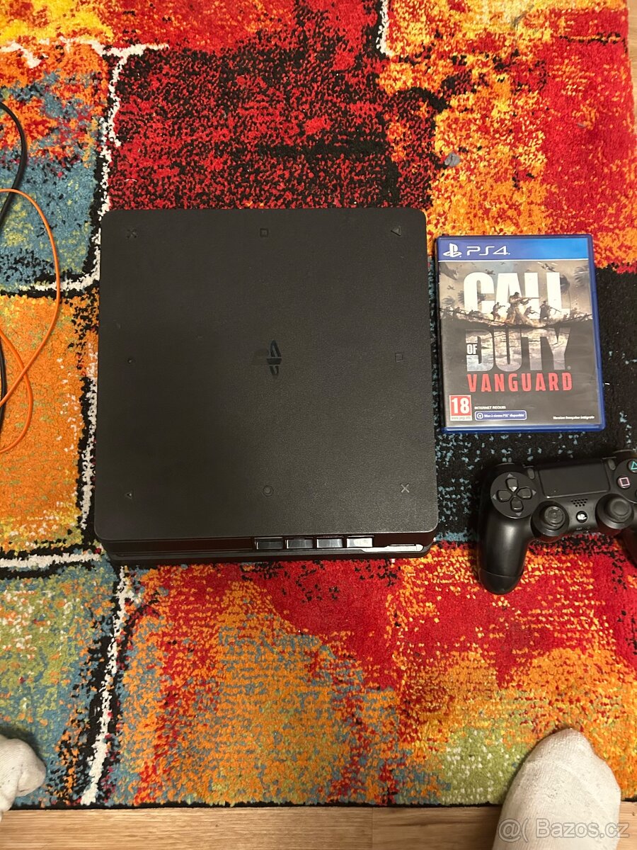 Playstation 4 slim - 4