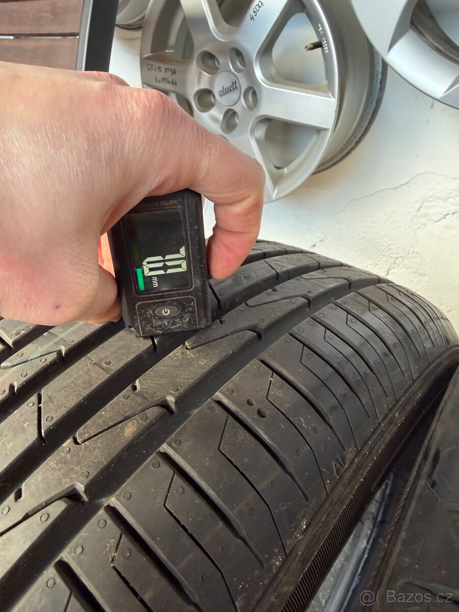 Hankook 205/60 16 7mm - 4