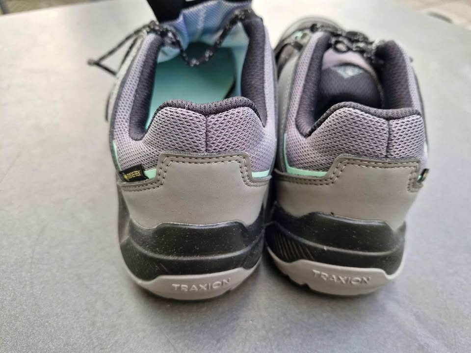 Nenošené outdorové boty Adidas 38, 5 - 4