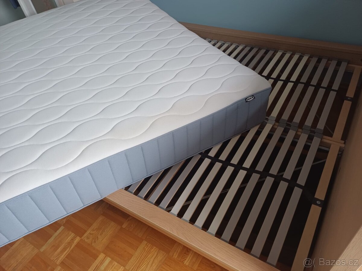 MALM Rám postele 180x200 cm + Matrace VÅGSTRANDA 160x200 cm - 4