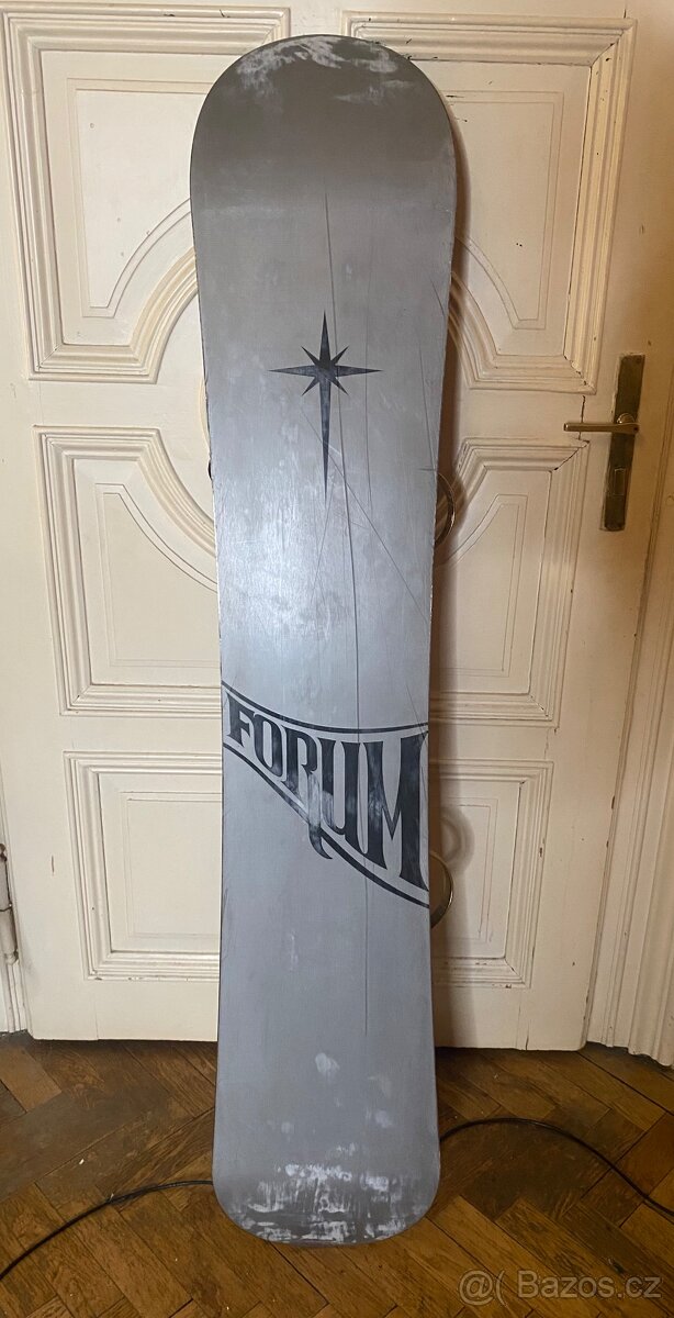 Dámský a pánský snowboard značky Forum - 4