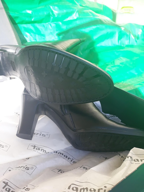 Nové kožené kozačky č.39, černé, rezavé, béžové - 4