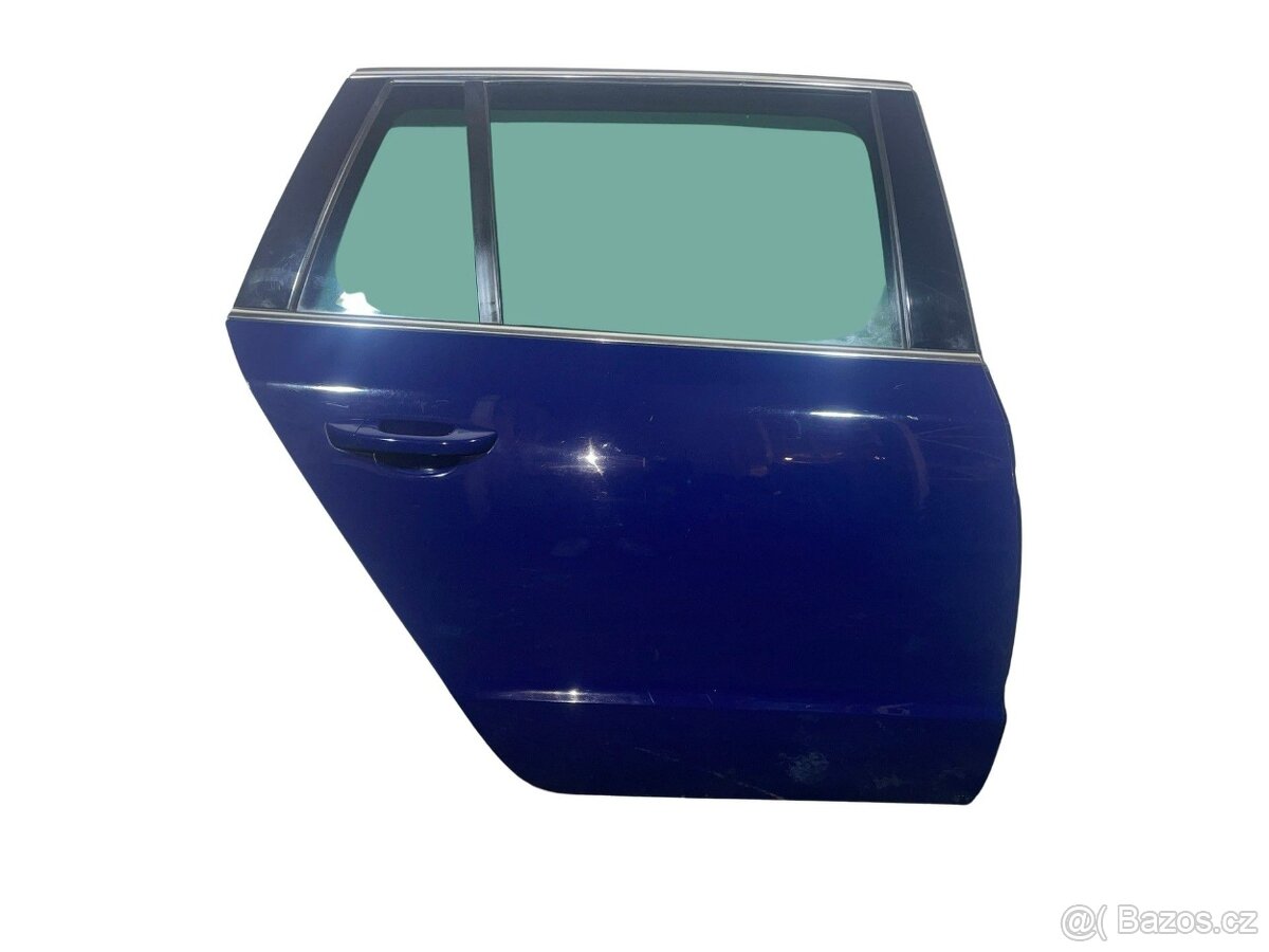 Dveře + víko kufru tmavě modrá LF5A Škoda Superb 2 kombi 201 - 4