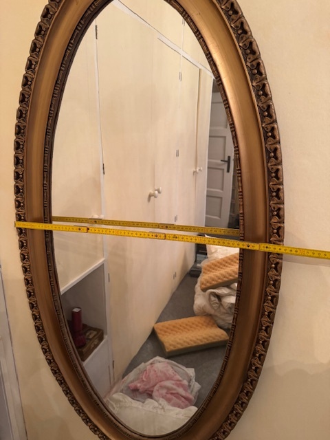 Velké nástěnné zrcadlo ve vyřezávaném zlaceném rámu - 4