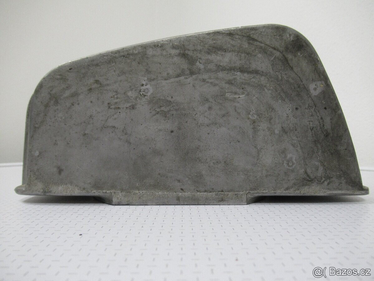 JAWA 250/623 UŘ Bizon - nová hlava (pravá) - 4