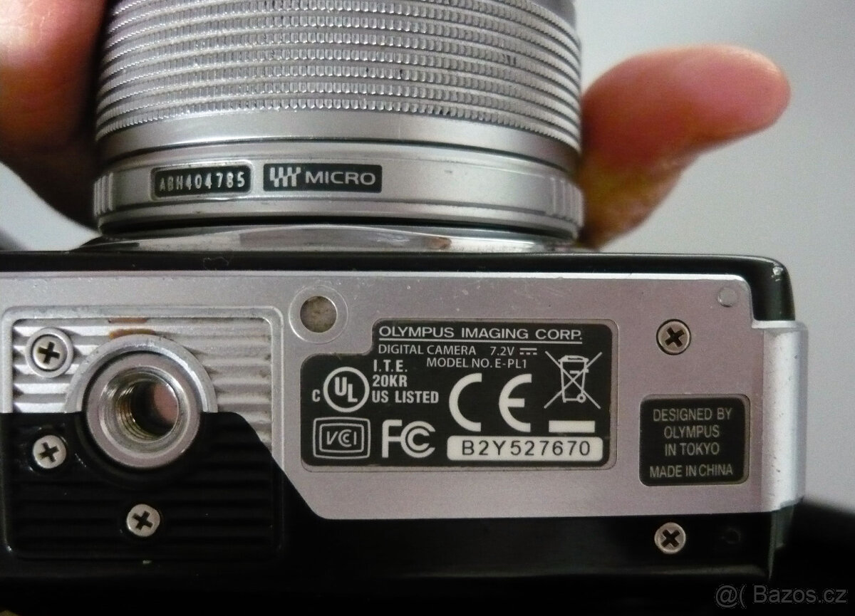 Olympus PEN E-PL1, černý + objektiv 14-42mm a příslušenství - 4