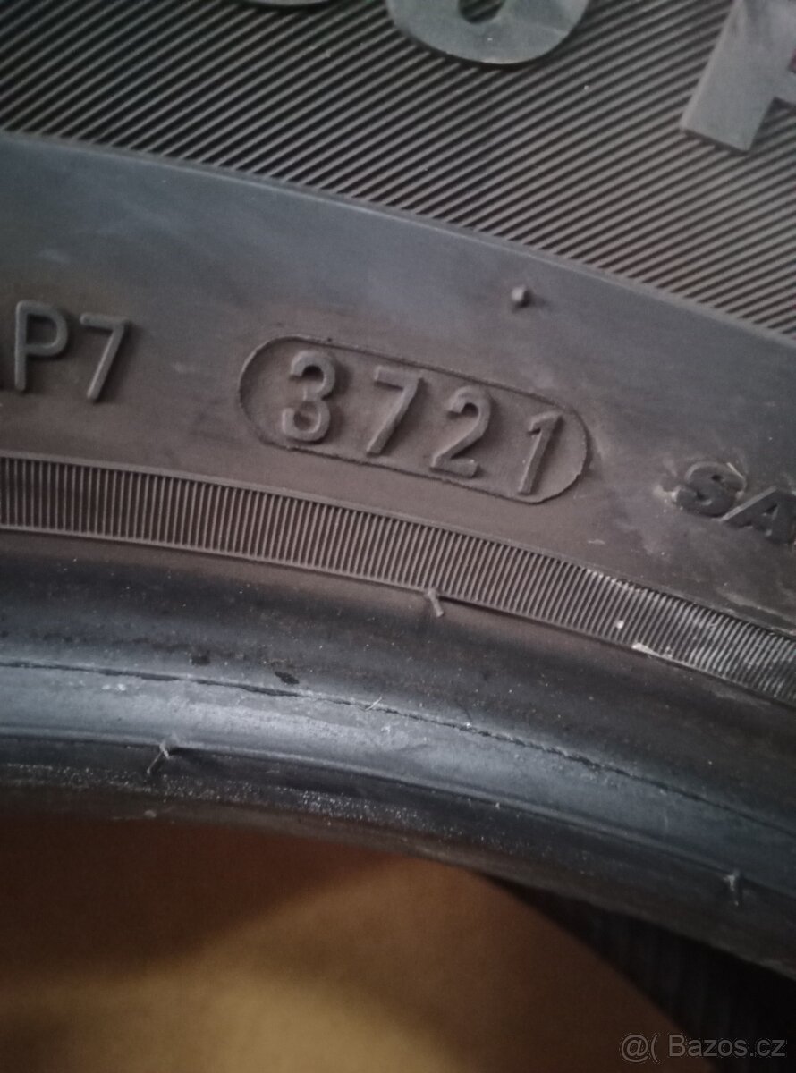 Pneu 205/60R16 - 4