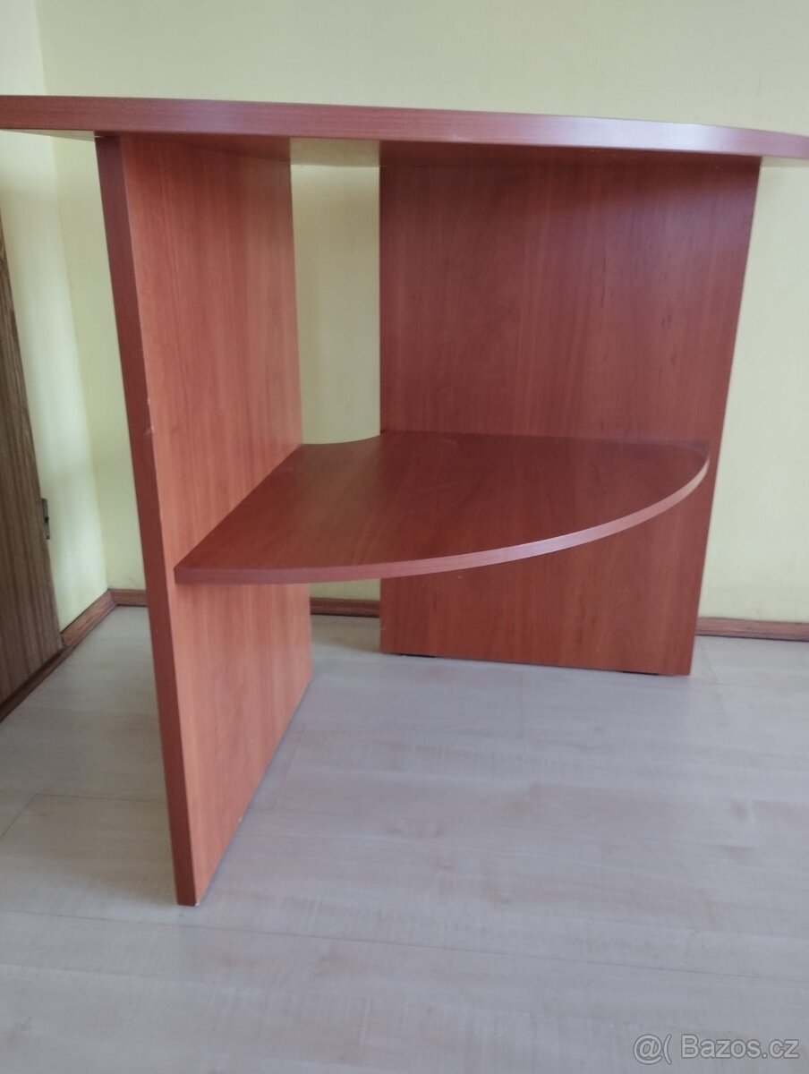 Rohový stolek z dýhy - 4