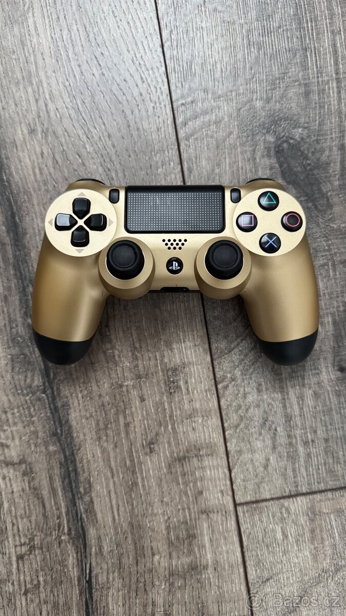 PlayStation PS4 Pro 1TB včetně 2ks ovladačů - REZERVACE - 4