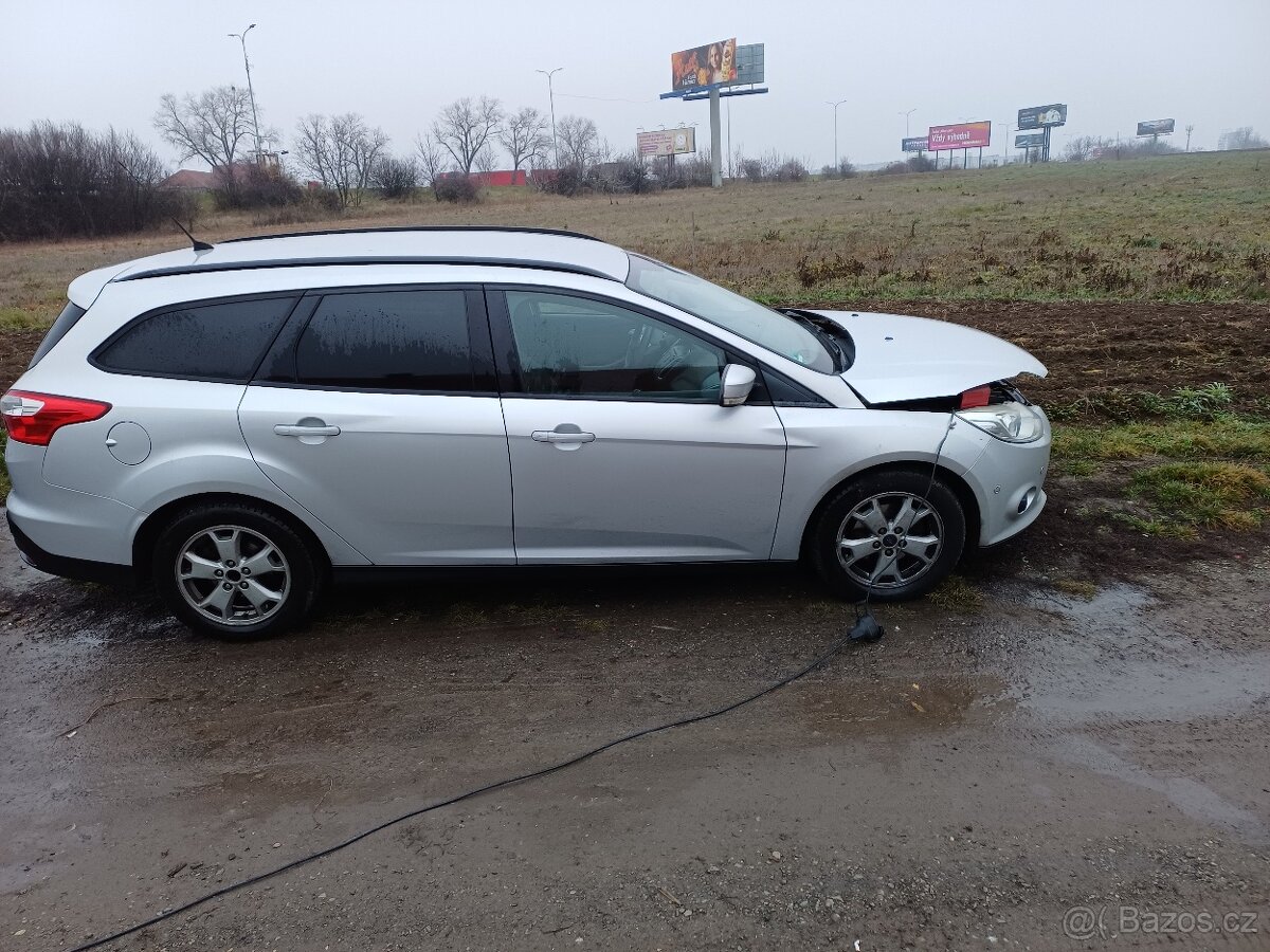 Ford focus combi 1,6 nafta - 4