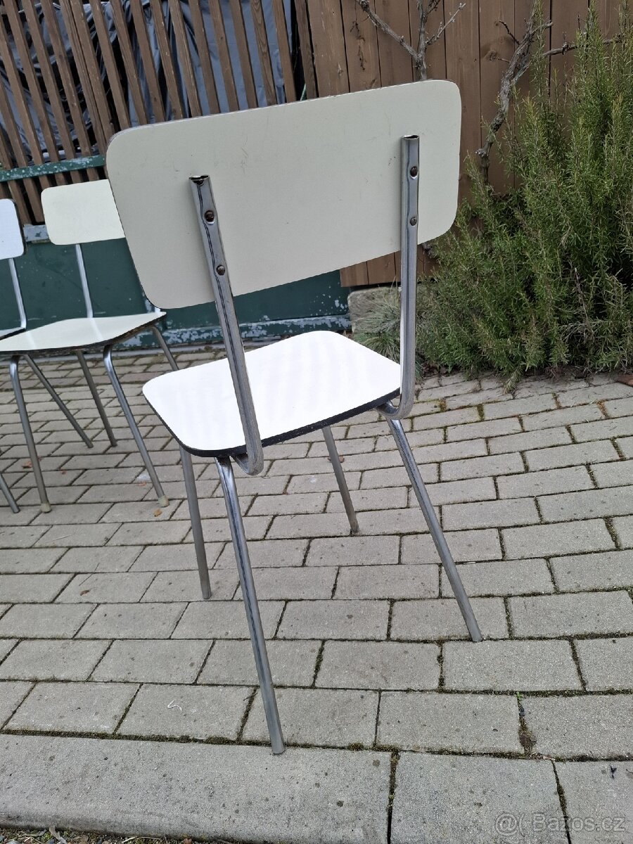 11x starší židle - 4