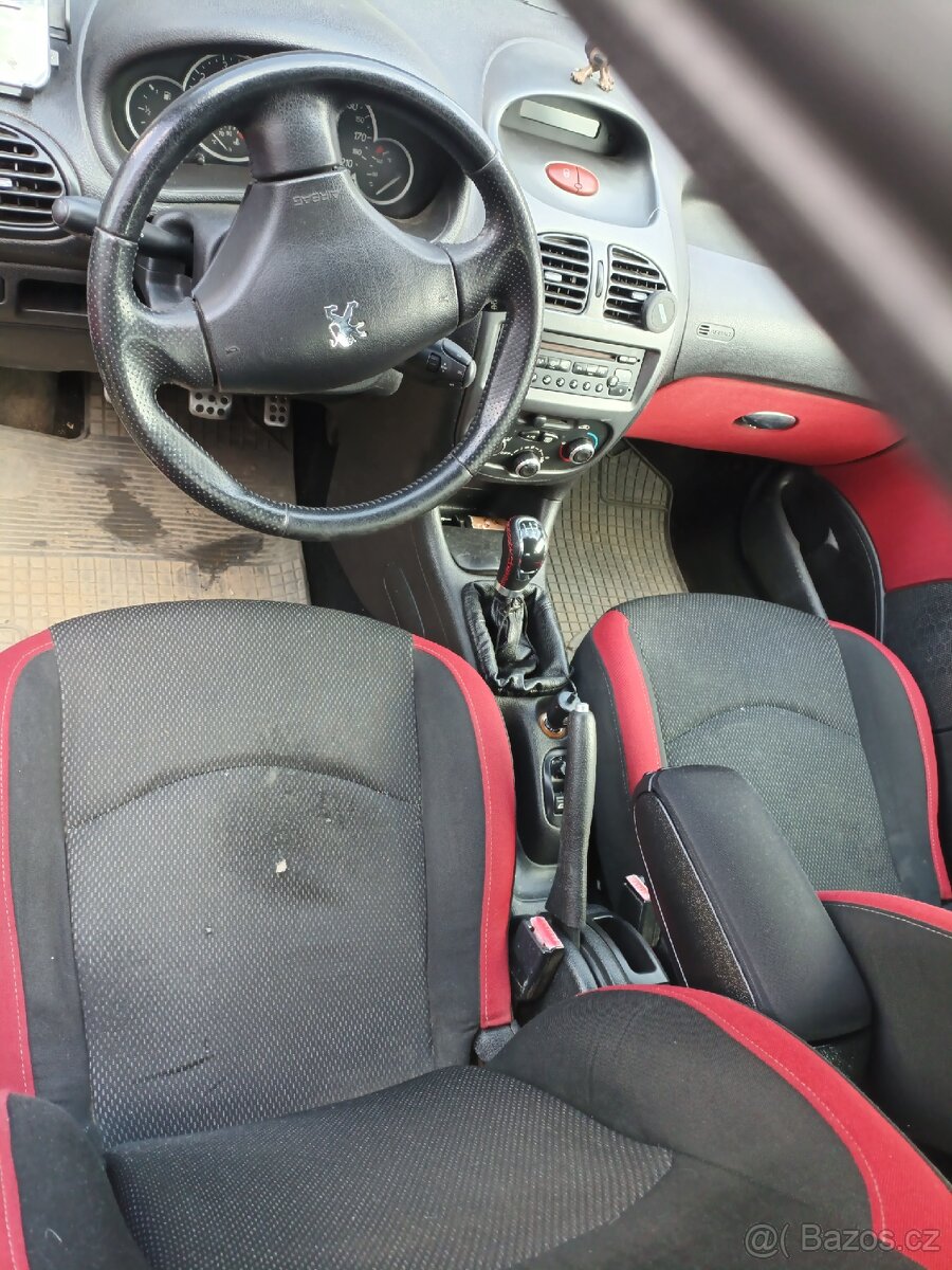 Peugeot 206 - 4