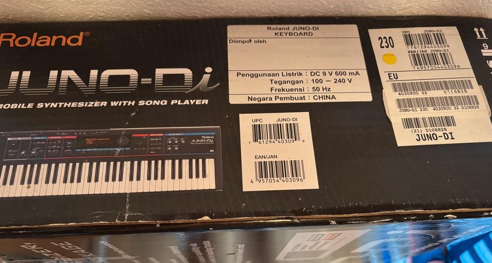 Roland Juno-Di syntetizátor nový - 4