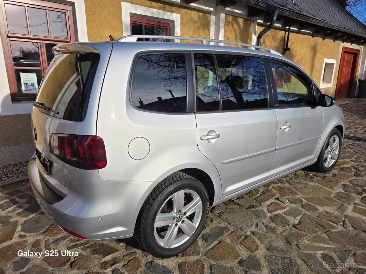 Volkswagen Touran 1.4 103 KW 7 míst 2012 - 4